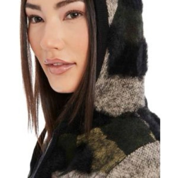 Anatomie Ciara Hoodie Jacket In Cozy 3D Camouflage Print - Picture 2 of 11